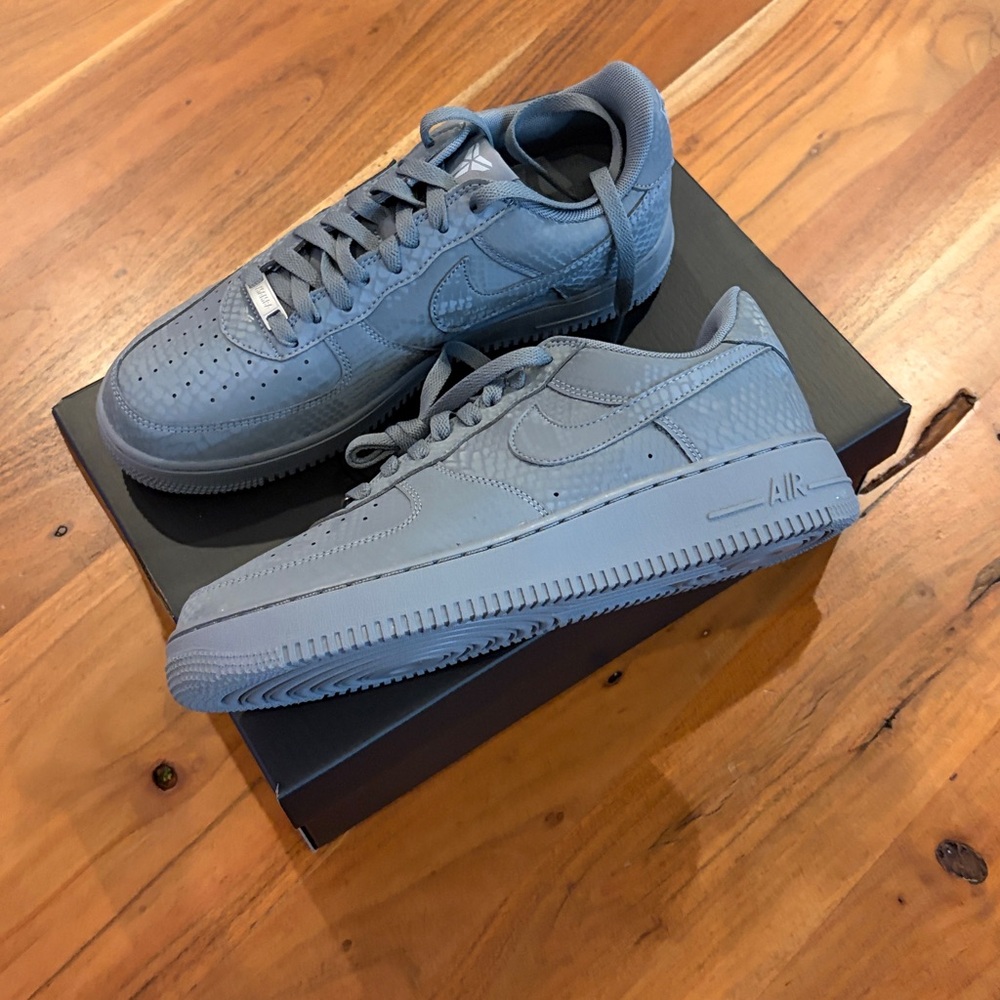 ✈️ Kobe AF 1 low